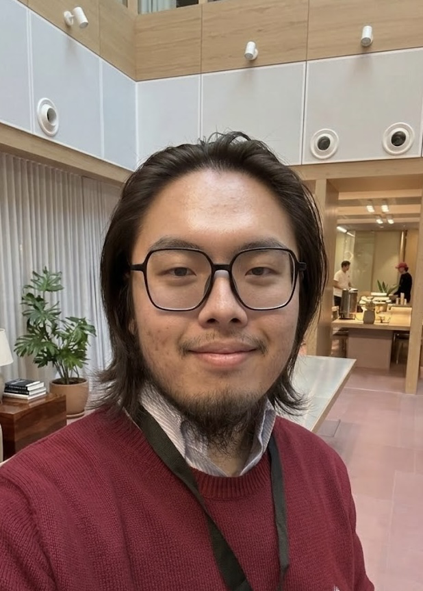 Photo of Zhouzhou Zhang